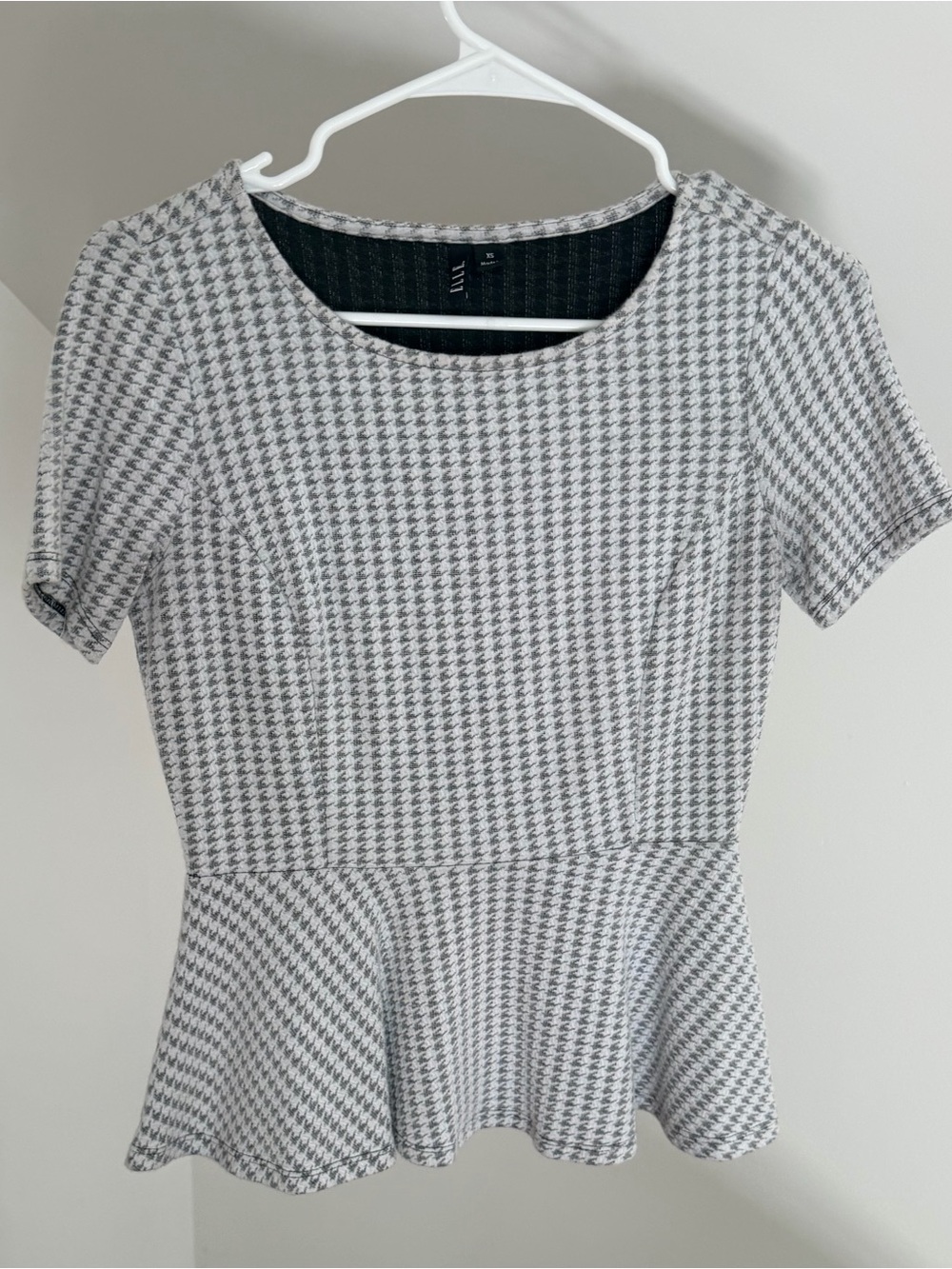 Elle Peplum Houndstooth Short-Sleeve Top size XS